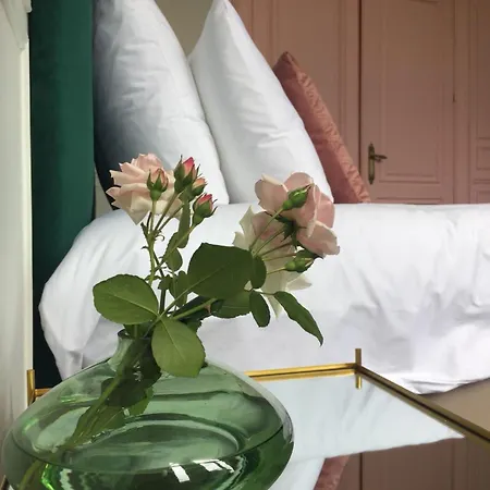 Apartment B&B Baron Osy Suite Terrace Antwerp